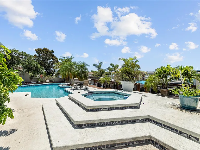 3534 Seaway Dr — Photo 54