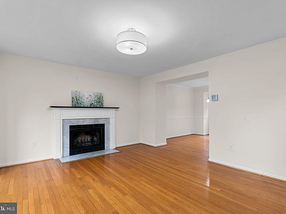 4th image of 4017 Morningwood Dr