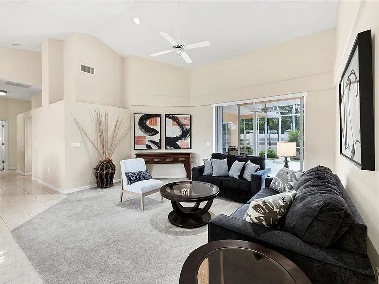 6392 Woodbirch Pl — Photo 5