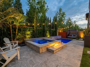 2010 Rembrandt, Santa Ana, CA 92704