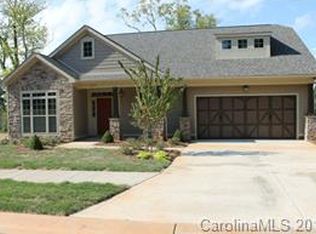 061 Players Ridge Road, Hickory, NC 28601