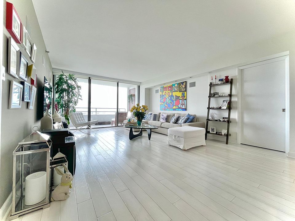 1st image of 20225 NE 34th Ct APT 2415