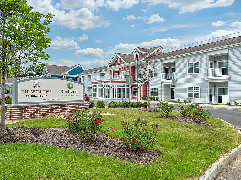 Birchwood at Cranbury — Photo 4
