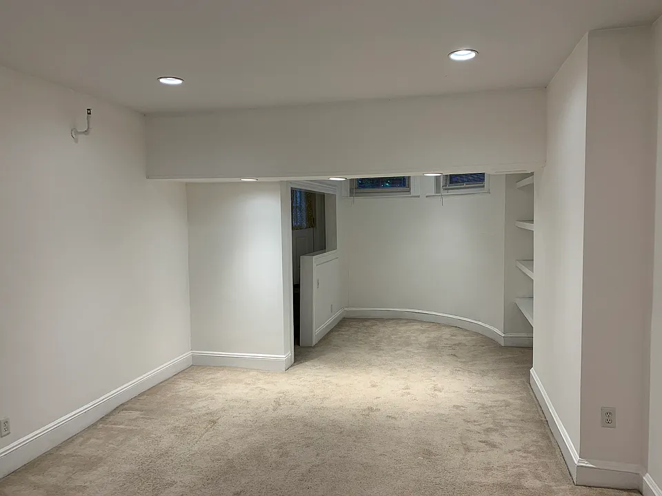 379 Commonwealth Ave #2B