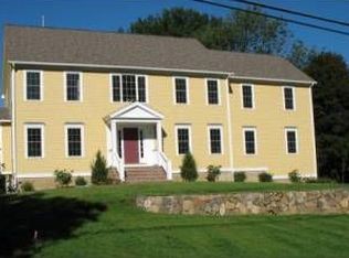 3 Hemingway Pl, West Newbury, MA 01985