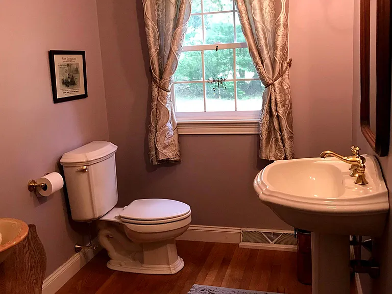 4 Lasallette Rd — Photo 13