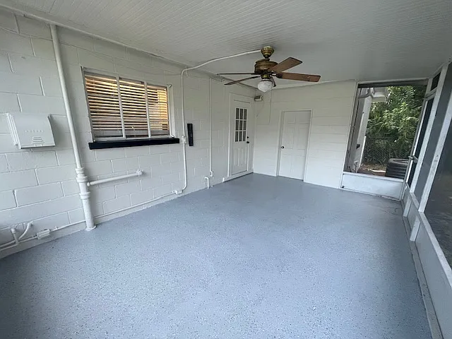 1901 W Saint Conrad St — Photo 12