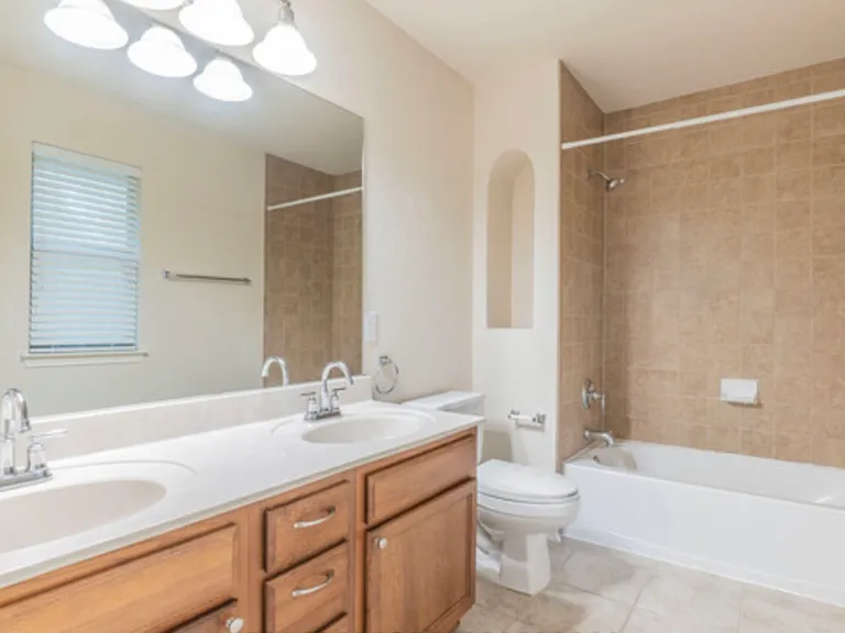 6214 W Jolie Ct — Photo 4