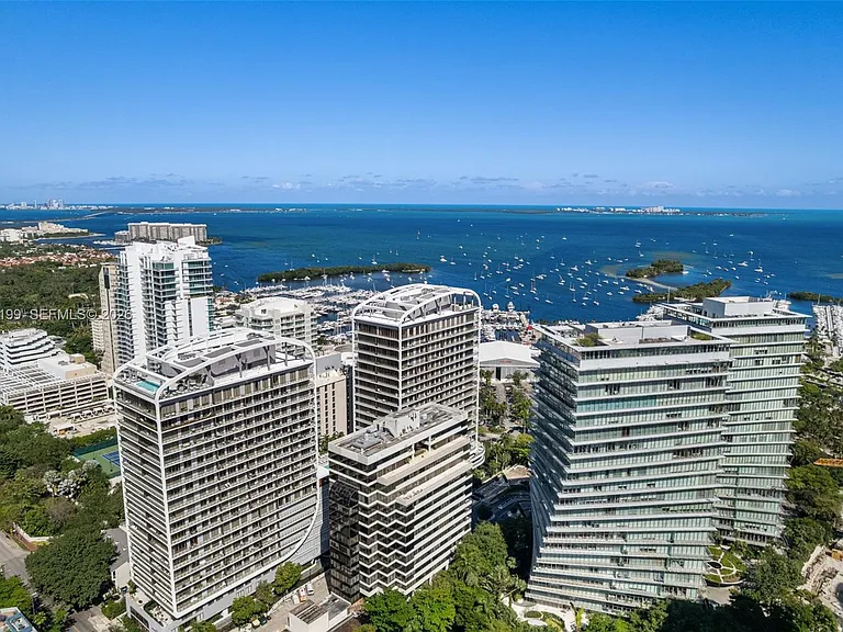 2655 S Bayshore Dr #1911 — Photo 44