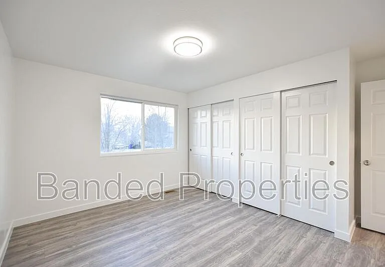 5849 S Country Hills Dr — Photo 7