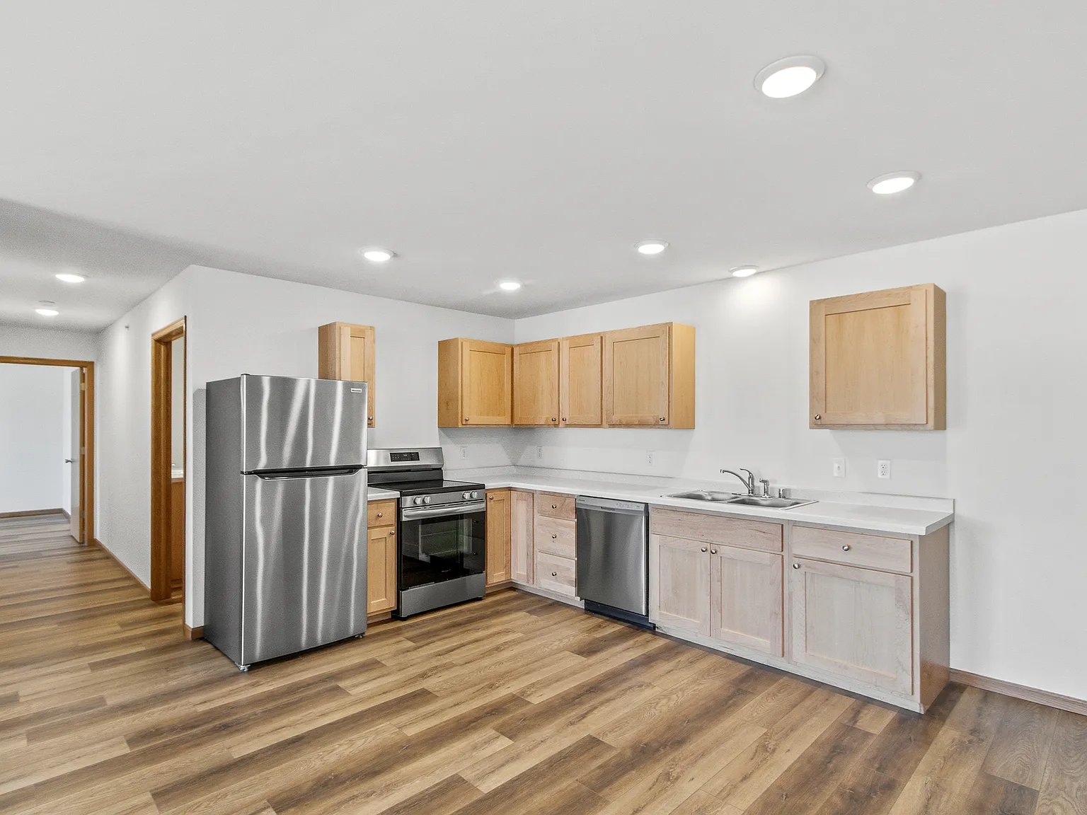 Carver Flats - 207 — Photo 1
