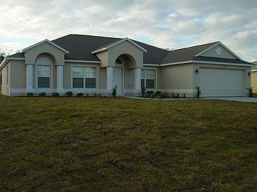 1st image of 2044 Dearing Ave