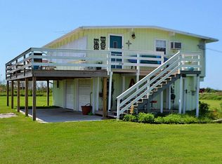 2710 Nine Mile Rd, Galveston, TX 77554