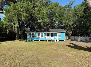 33011 Sanford St, Leesburg, FL 34748