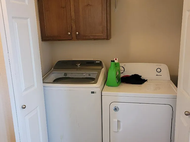 Unit Photo