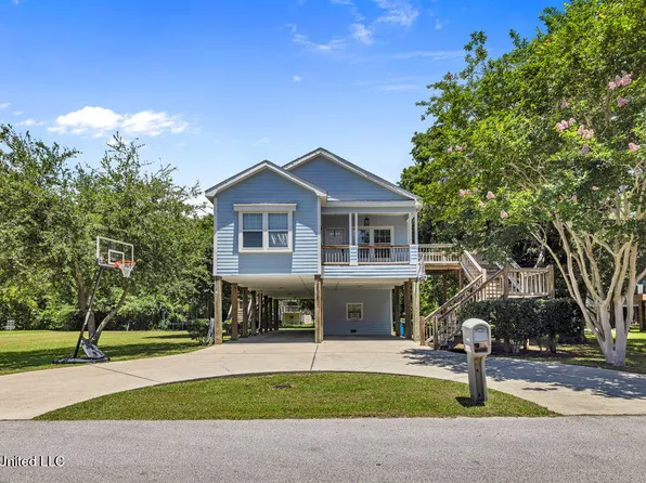 2119 Choctaw Ave, Pascagoula, MS 39567