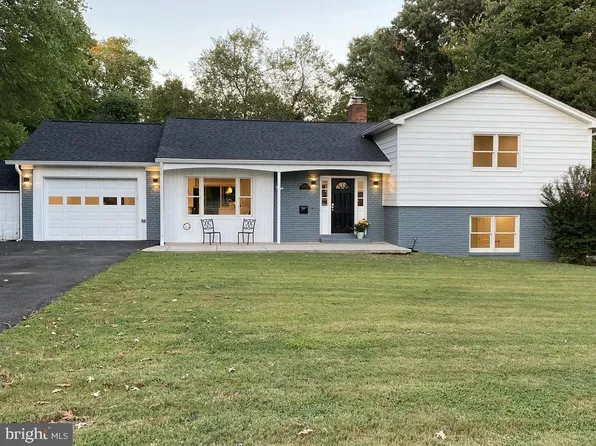 2500 Ross St, Alexandria, VA 22306