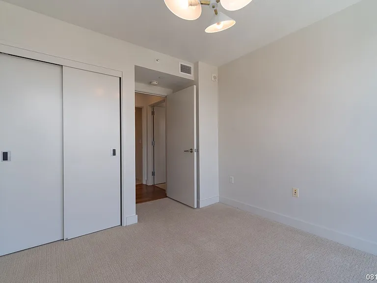 1189 Waimanu St #2006 — Photo 16