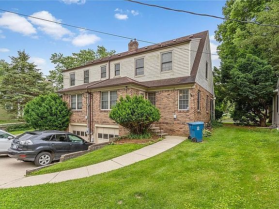2nd image of 1514 Kessler Boulevard East Dr