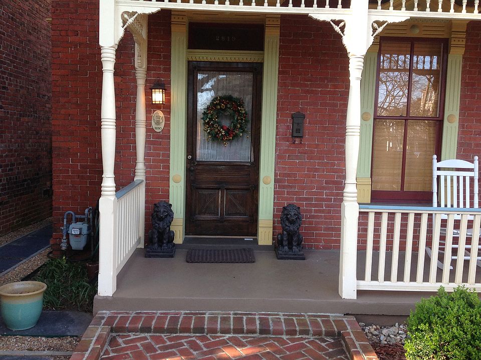 1st image of 2819 Ellwood Ave
