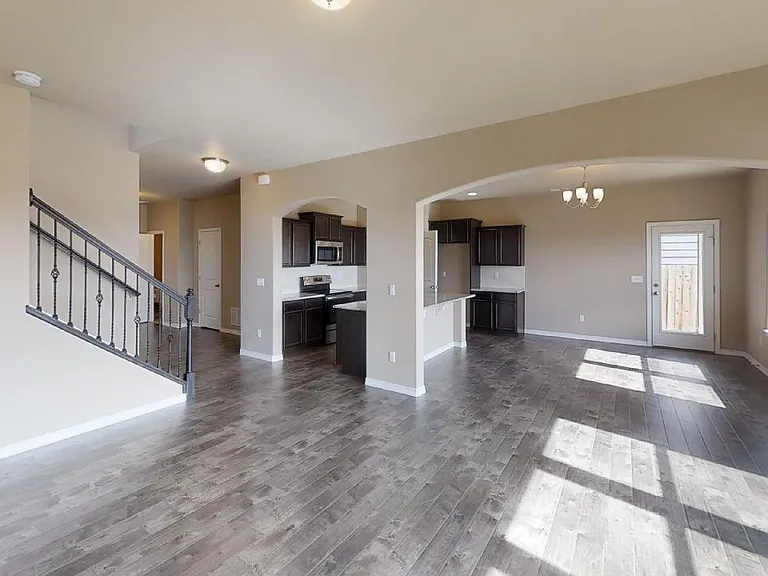 7618 Cat Tail Creek Dr — Photo 4