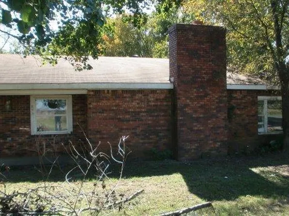 893 W Highway 62, Charleston, MO 63834