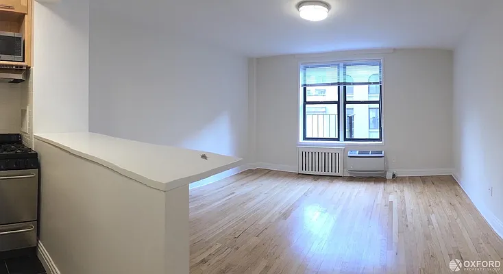 Rented by Oxford Property Group | media 11