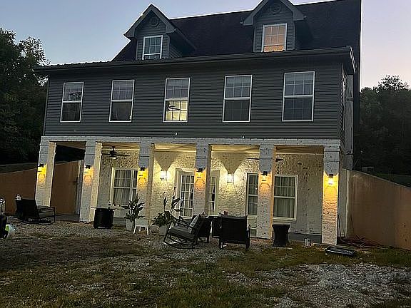 3rd image of 534 Guthrie St