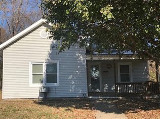 308 E Summit St, Marshall, MO 65340