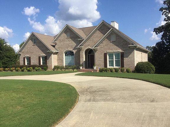 Front View with Circular Drive Way