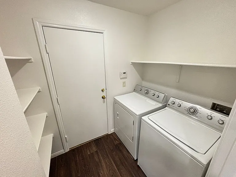 3237 Little Stream St — Photo 15