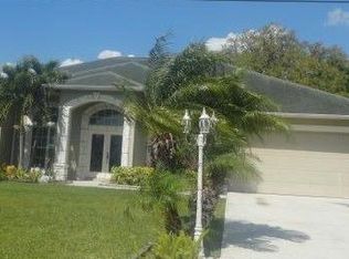 5323 NW Nassau Ln, Port Saint Lucie, FL 34983