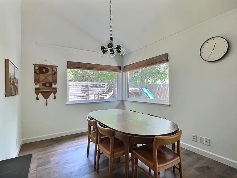 1008 Red Cliff Dr — Photo 8