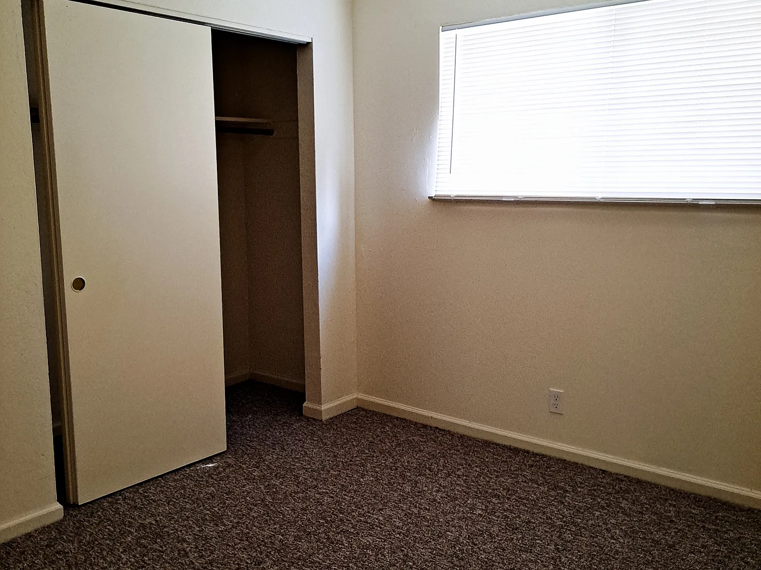 3 Bdrm Ready For New Tenant — Photo 4