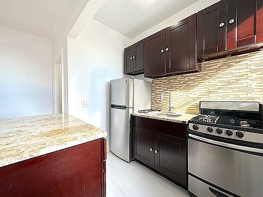 1st image of 2598 36th St APT 6C