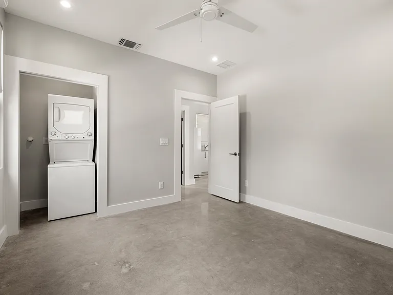 126 Boston St #201 — Photo 11