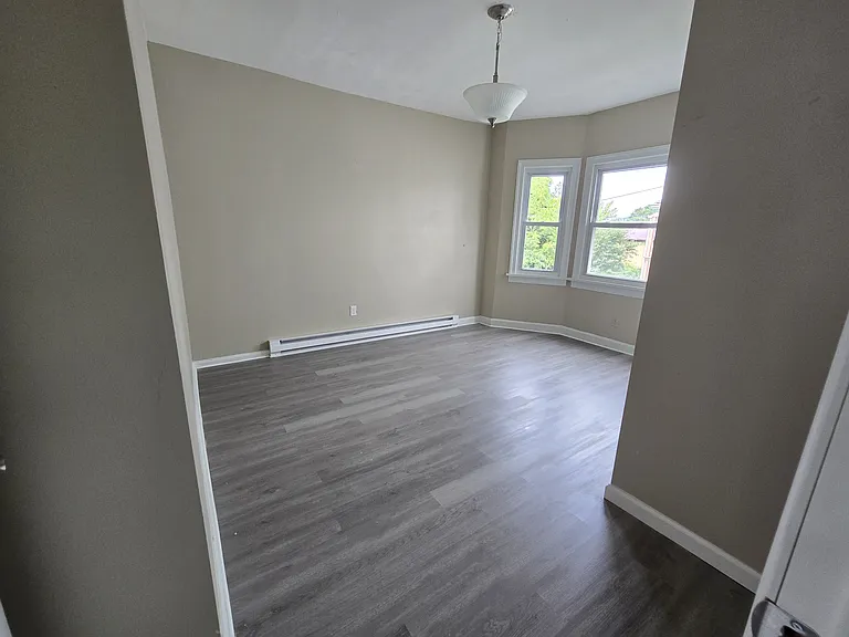 735 Main St #1 — Photo 12