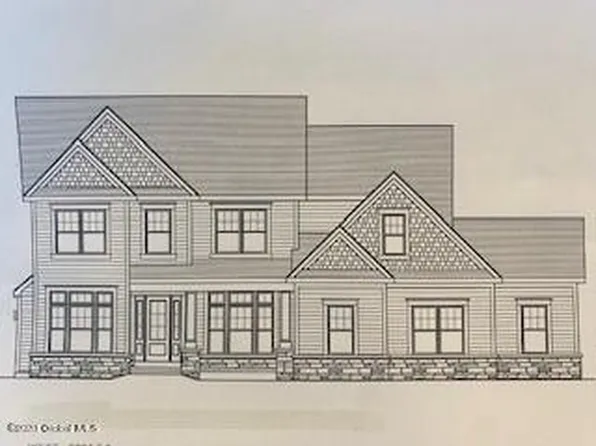 10 Cannon Royal Drive, Saratoga Springs, NY 12866
