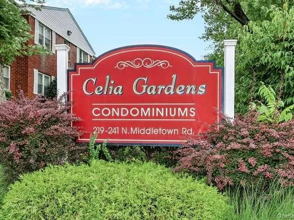 233 N Middletown Road #D, Pearl River, NY 10965