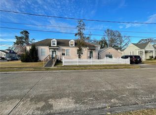 501 Ridgelake Dr, Metairie, LA 70001