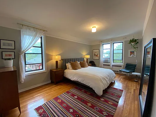 Rented by Owner | media 12