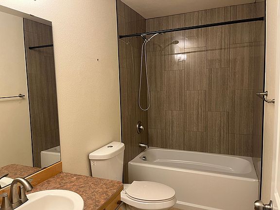5th image of 3221 135th Pl SE