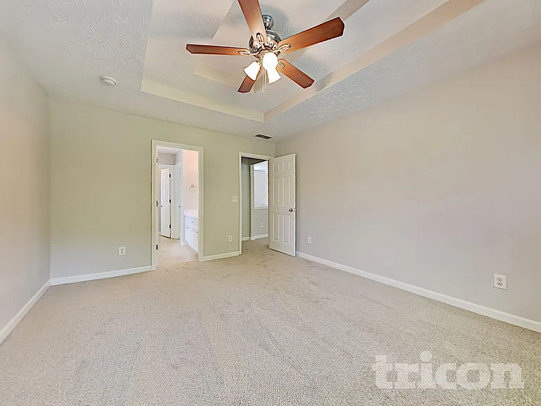 460 Vinemont Rdg — Photo 12