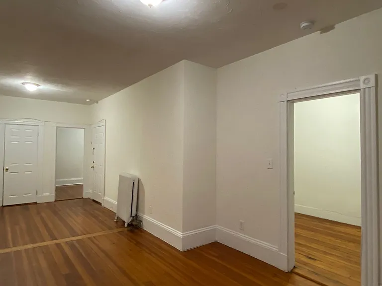 75 Brighton Ave #3C — Photo 10