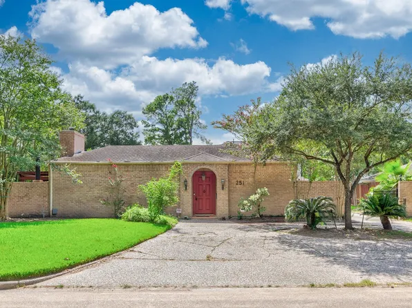 251 Gessner Rd, Houston, TX 77024