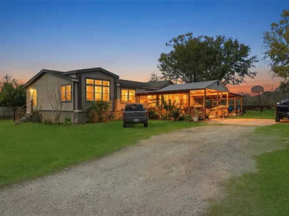 1017 Woodland St, Channelview, TX 77530