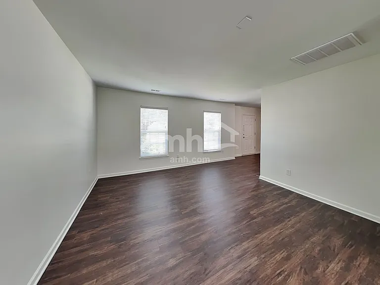 6840 Thistle Down Dr — Photo 6
