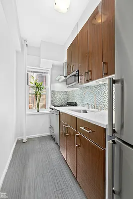 Rented by Brown Harris Stevens | media 9