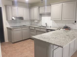 8513 Hidden Meadow Dr, Fort Worth, TX 76179