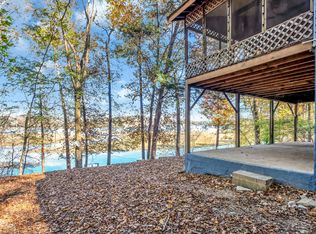 392 Maxine Nelson Rd, Parsons, TN 38363